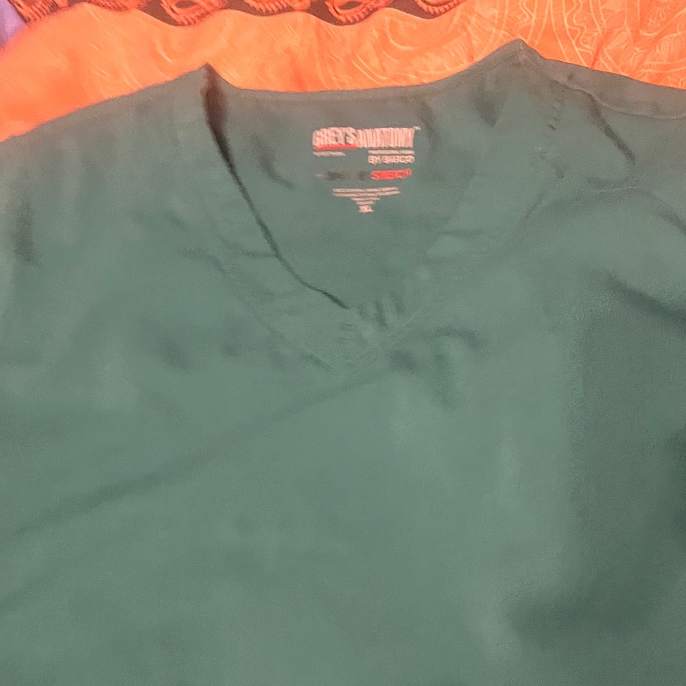 Grey's Anatomy Women's V-Neck Scrub Top and pants in Hunter Green